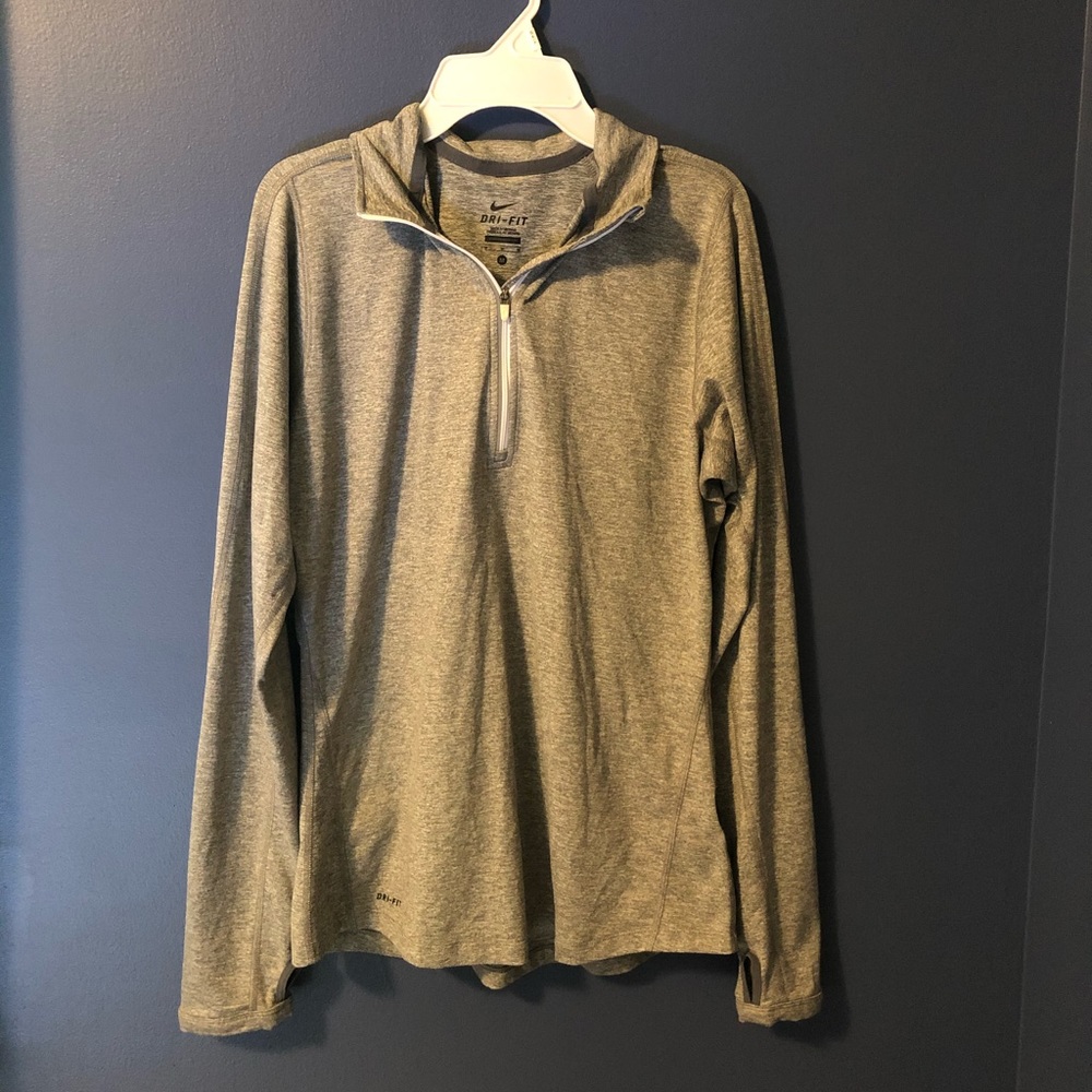 Nike Women’s Dri-Fit 1/4 Zip!
